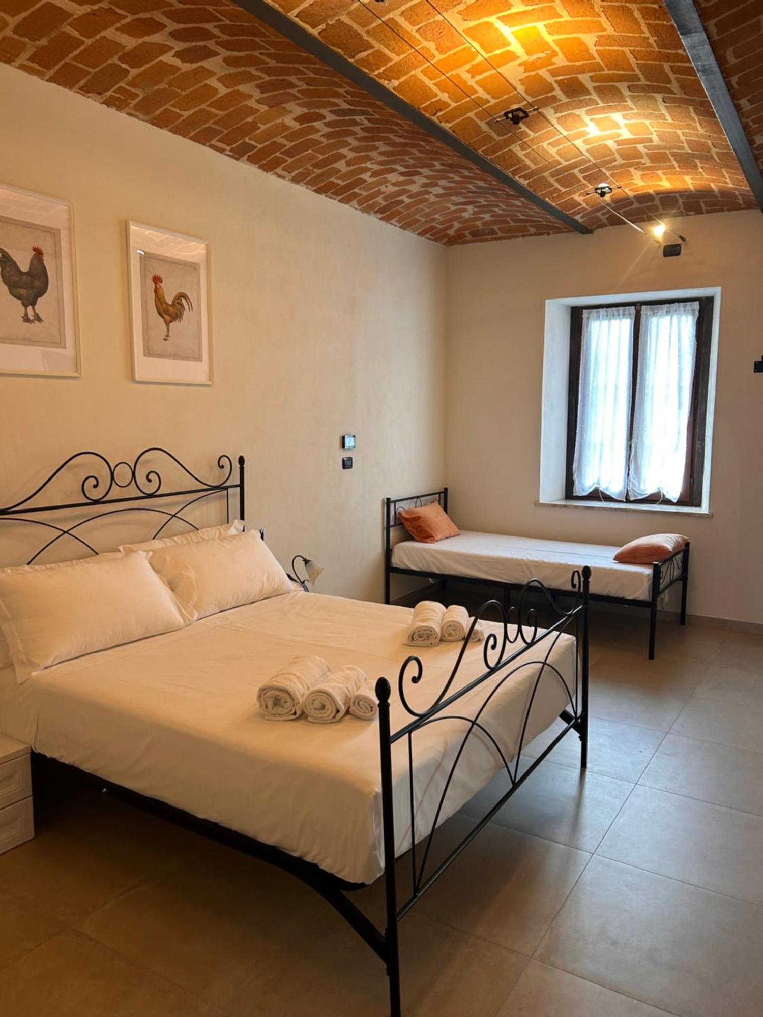Tenuta Agricola La Cava- Cantina E Agriturismo San Damiano dʼAsti Εξωτερικό φωτογραφία
