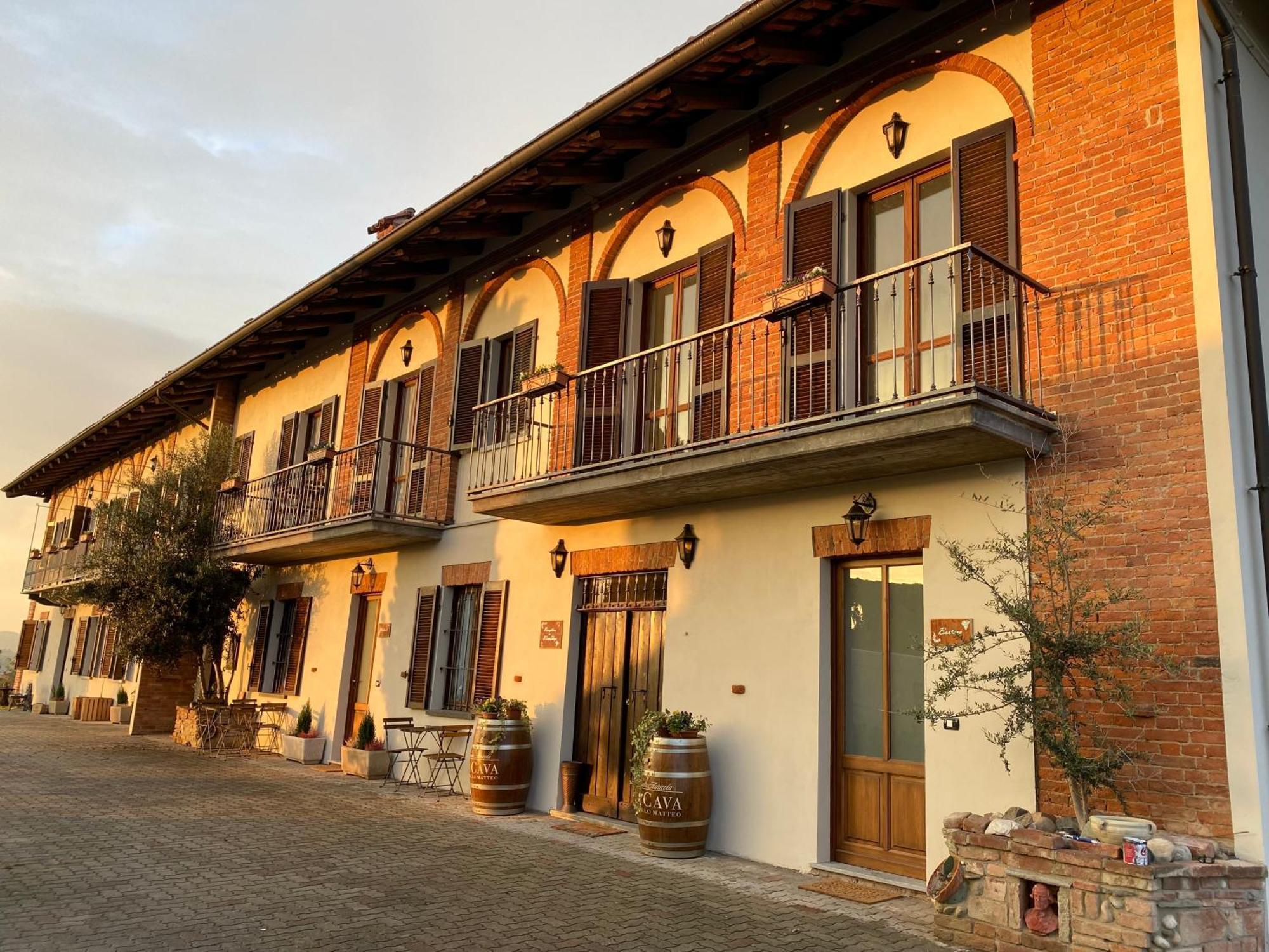 Tenuta Agricola La Cava- Cantina E Agriturismo San Damiano dʼAsti Εξωτερικό φωτογραφία