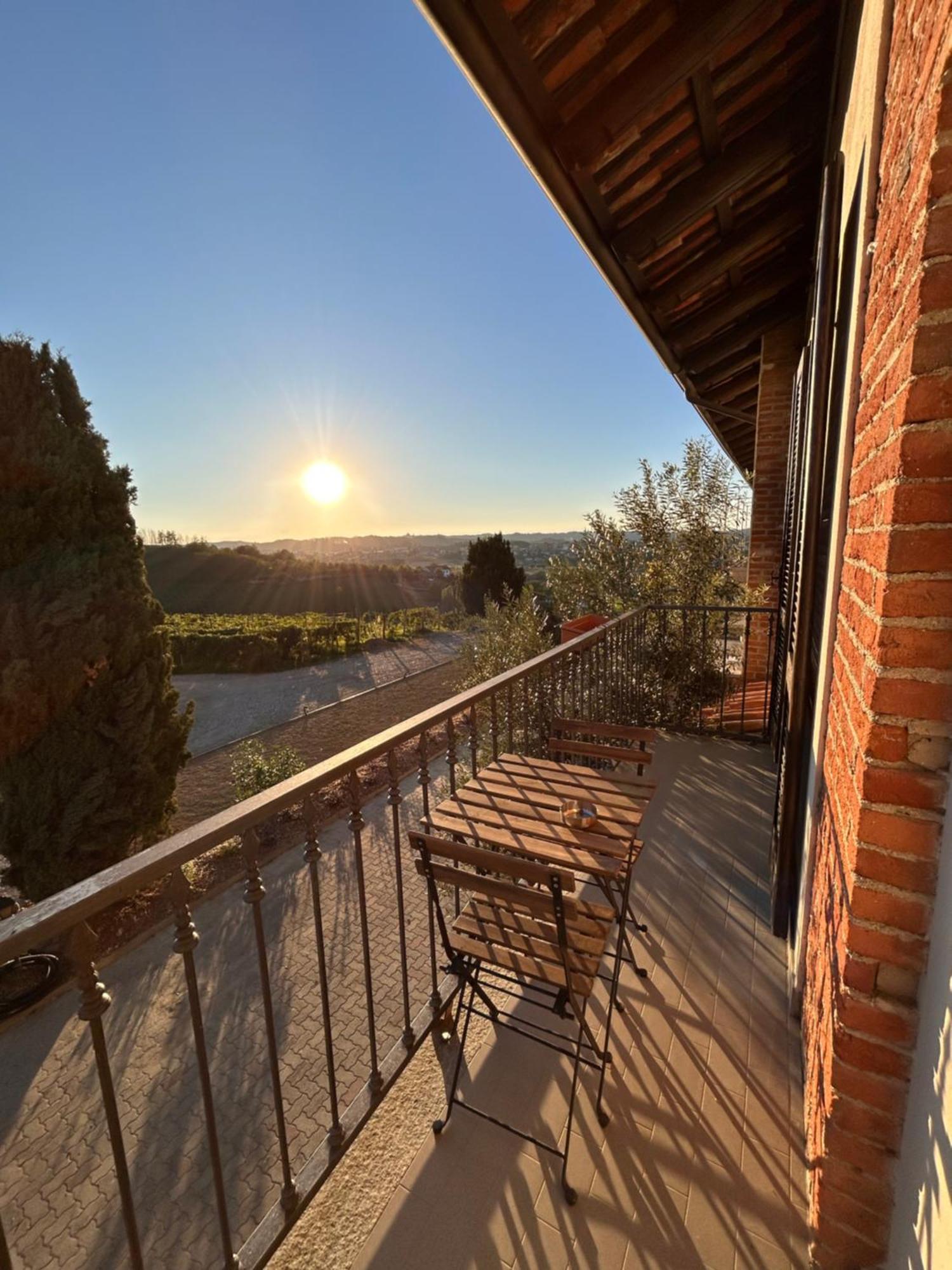 Tenuta Agricola La Cava- Cantina E Agriturismo San Damiano dʼAsti Εξωτερικό φωτογραφία
